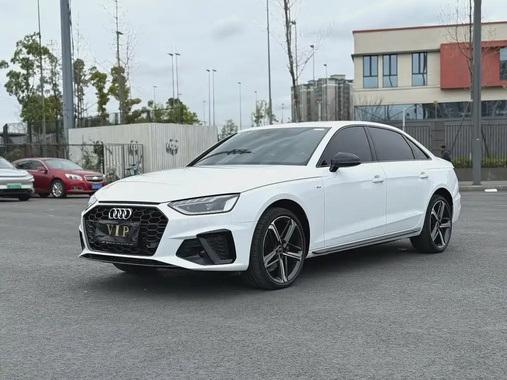 Audi A4 2025