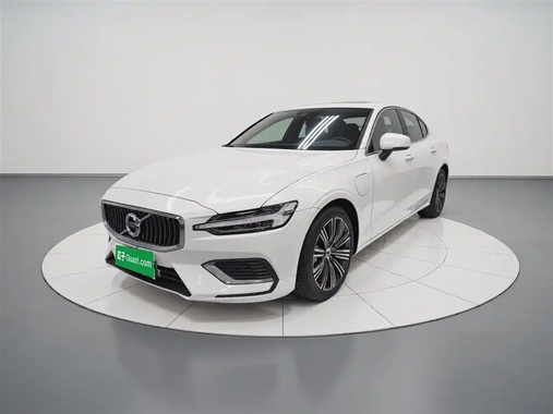 Volvo S60 2022