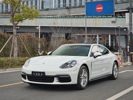 Porsche Panamera 2018