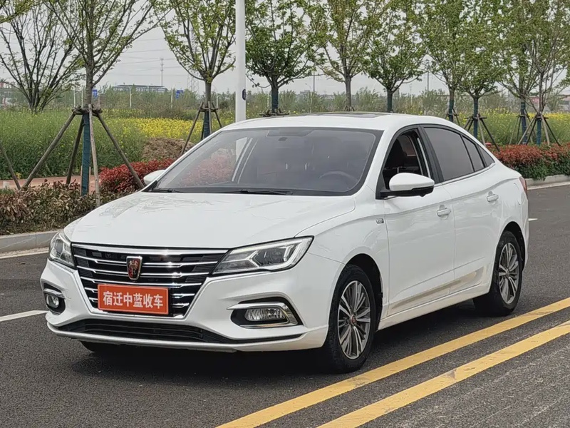 Roewe i5