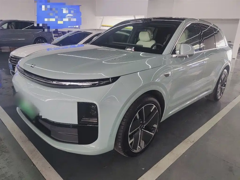 Li Auto L6