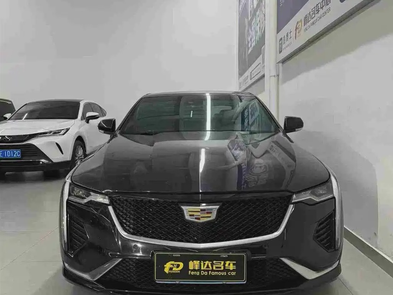 Cadillac CT4