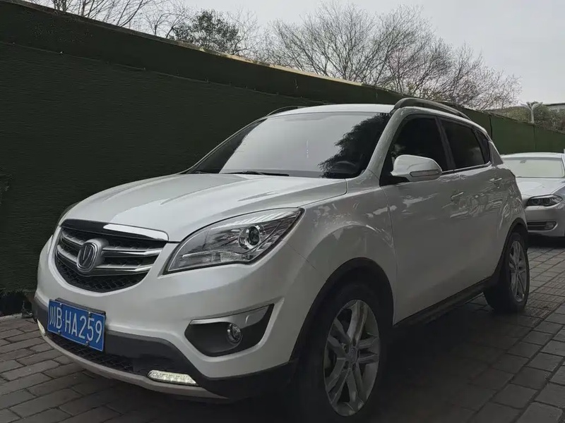 Changan CS35