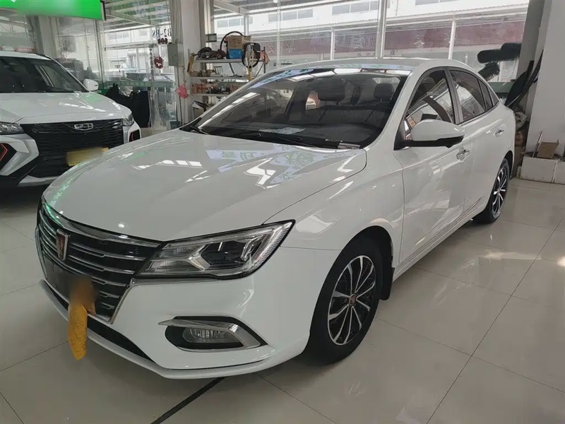 Roewe i5