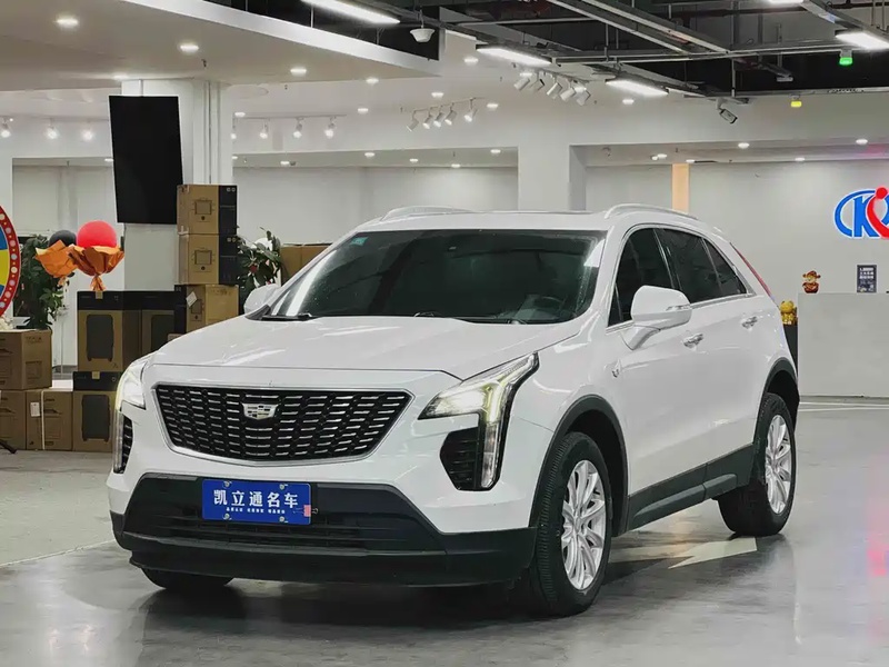 Cadillac XT4