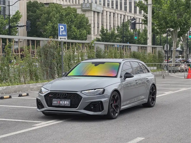 Audi RS4