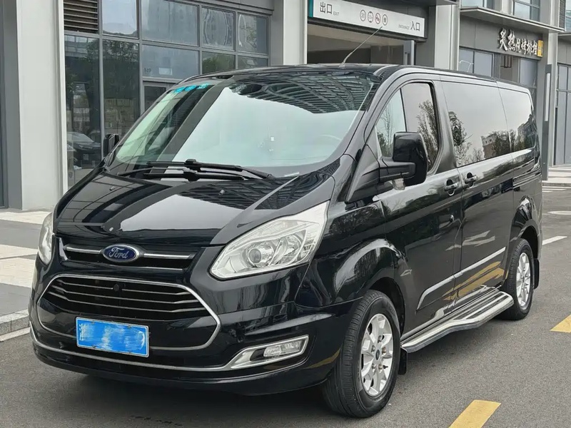 Ford Tourneo