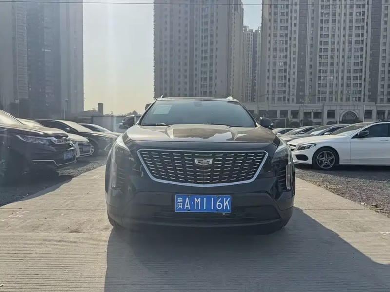 Cadillac XT4