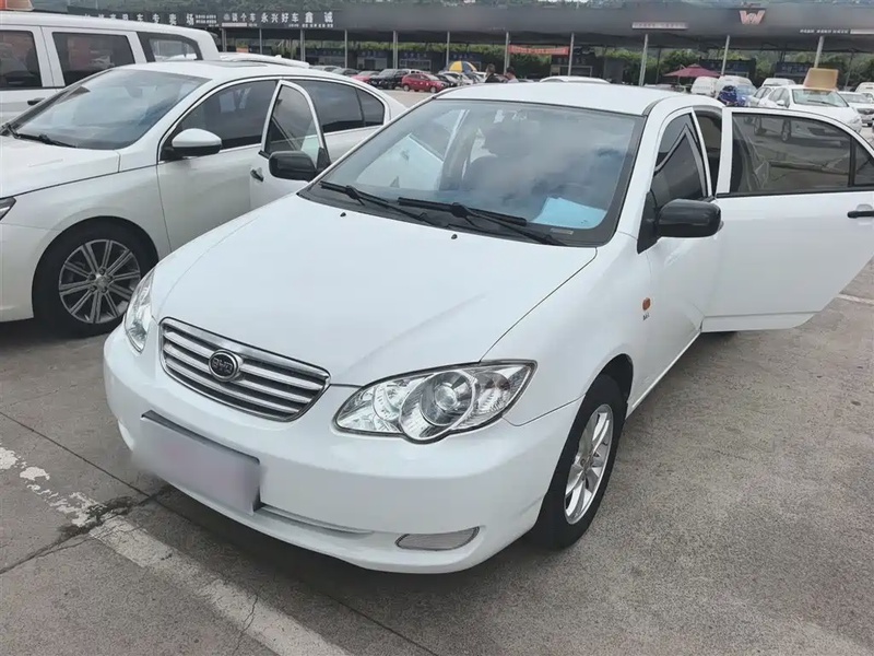 BYD F3