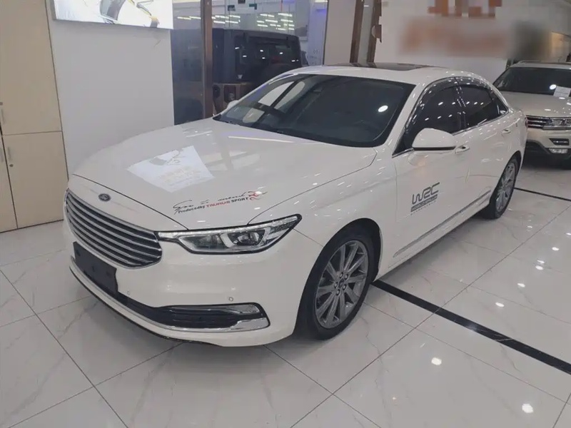 Ford Taurus