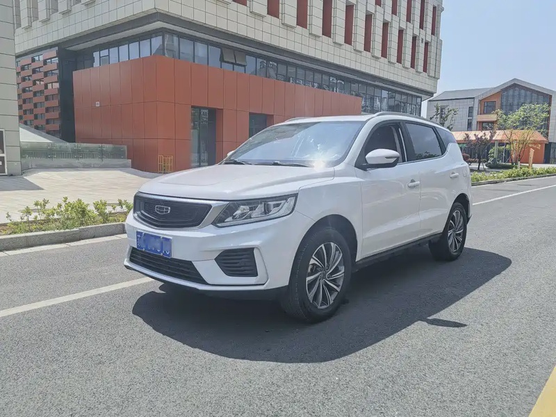 Geely X6