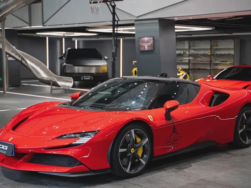 Ferrari SF90 2022