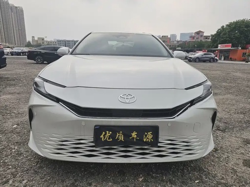 Toyota Camry 2024