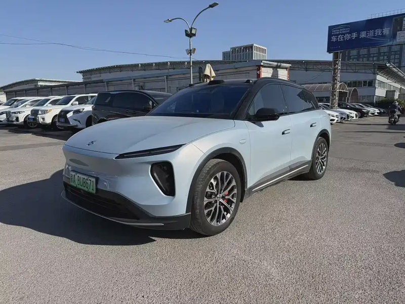 NIO ES6