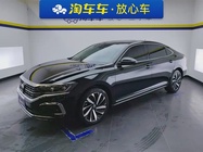 Volkswagen Passat 2023