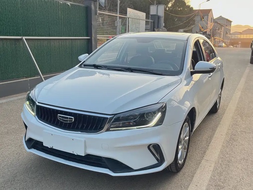 Geely Emgrand 2021