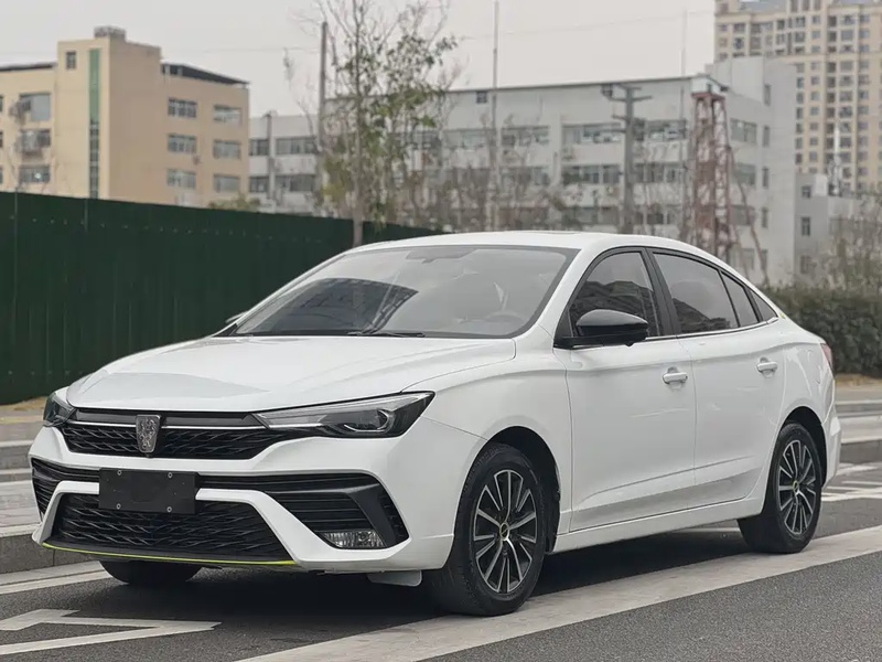 Roewe i5
