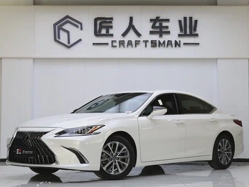 Lexus ES 2023