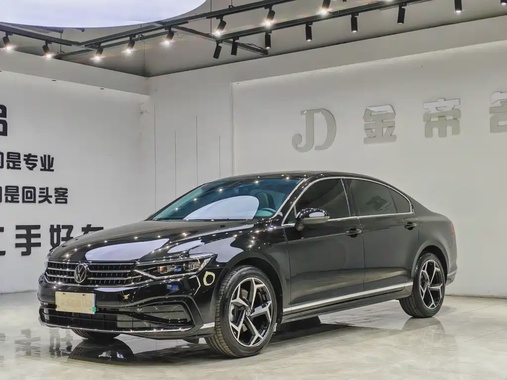 Volkswagen Magotan 2025