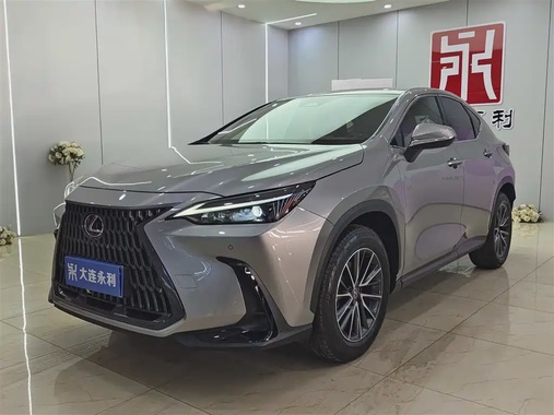 Lexus NX 2023