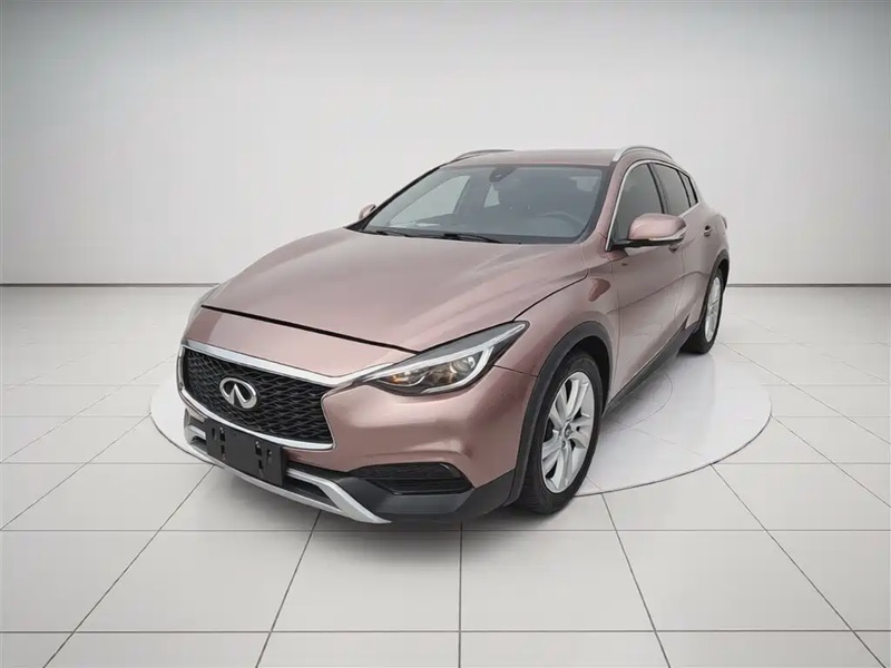 Infiniti QX30