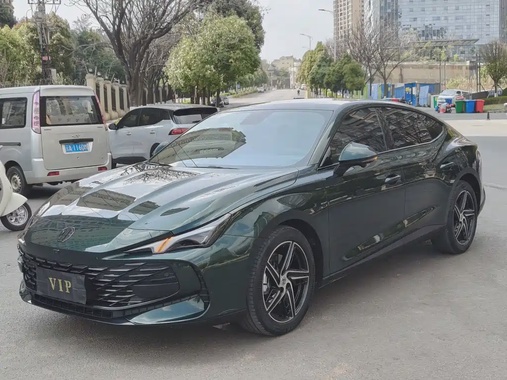 MG MG7 2025