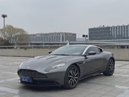 Aston Martin DB11 2017