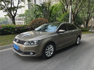 Volkswagen Sagitar 2014