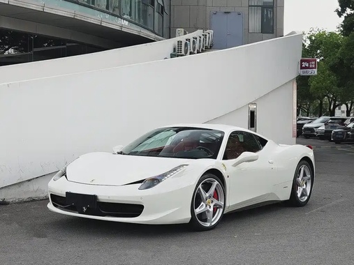 Ferrari 458 2014