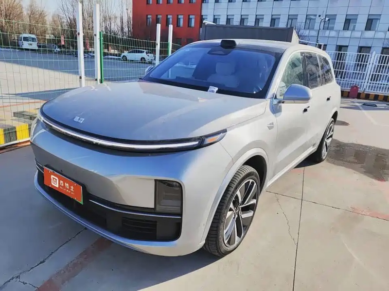 Li Auto L9