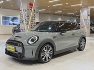 MINI Other 2022