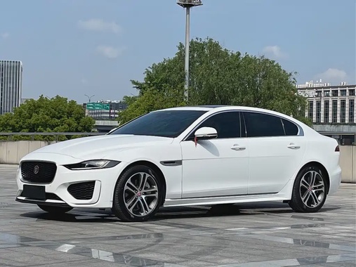 Jaguar XE 2024