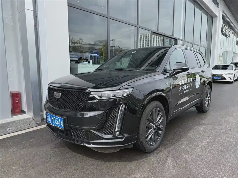 Cadillac XT6