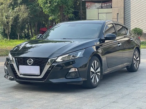 Nissan Teana 2022