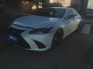 Lexus ES 2022