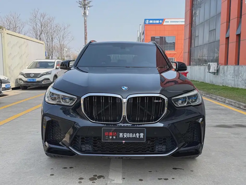 BMW X5M