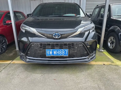 Toyota Granvia 2024