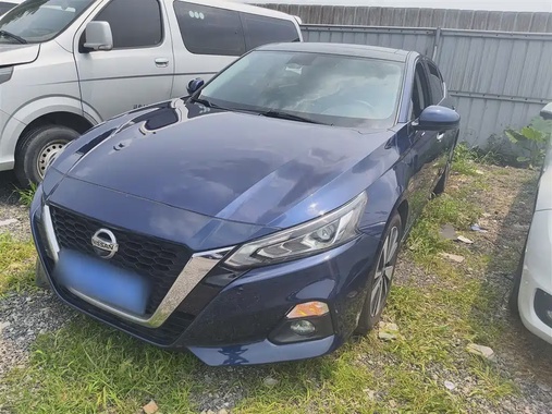 Nissan Teana 2022