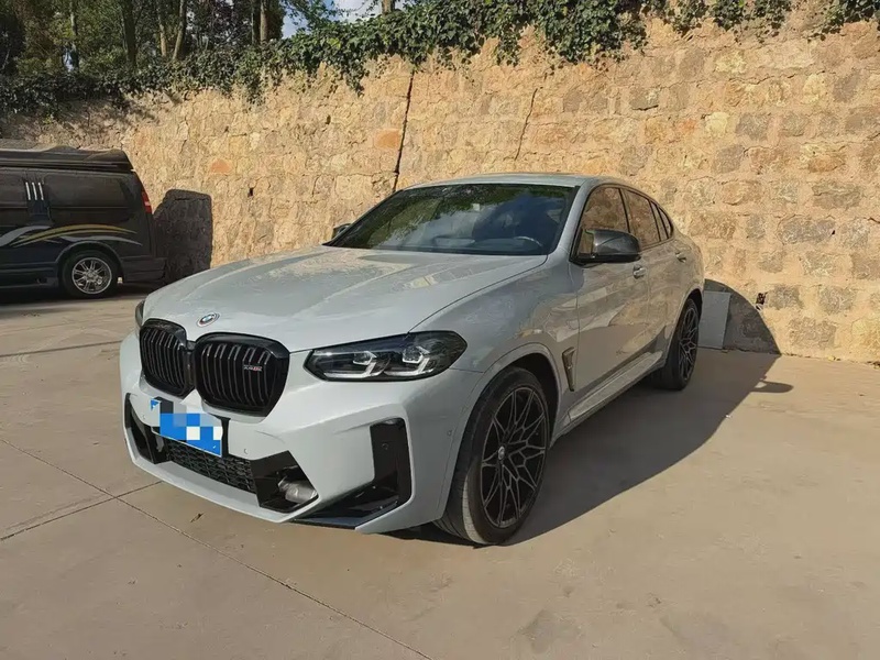 BMW X4M