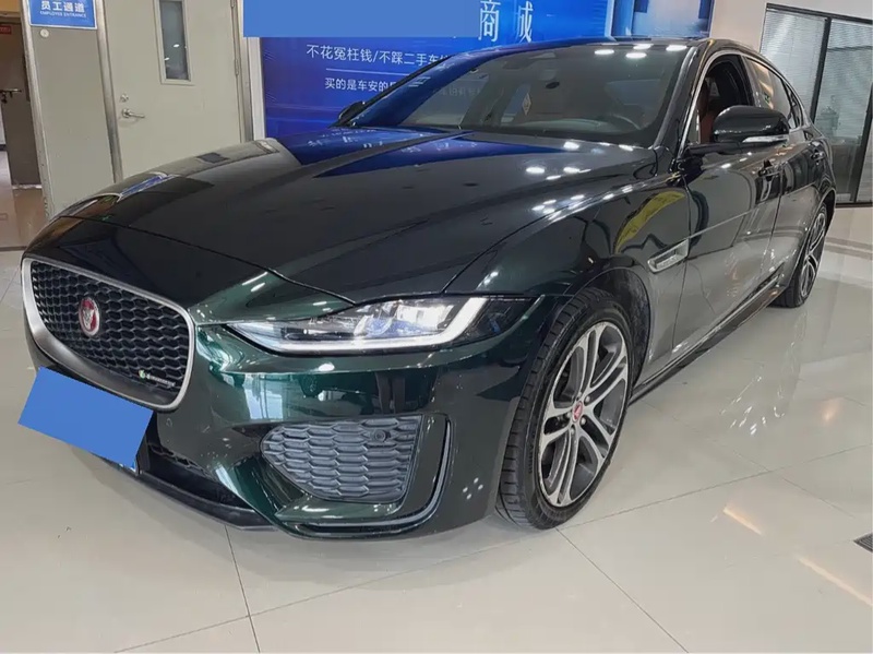 Jaguar XE