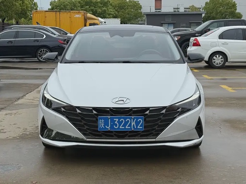 Hyundai Elantra 2023
