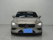 Volvo S60 2024