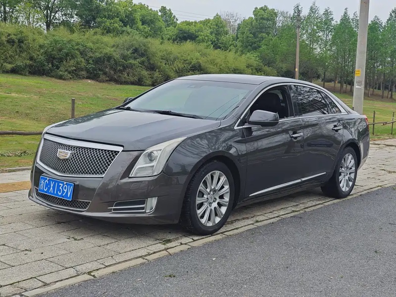 Cadillac XTS