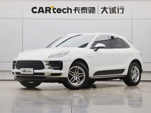 Porsche Macan 2021