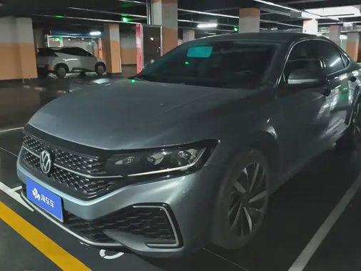 Volkswagen Passat 2022