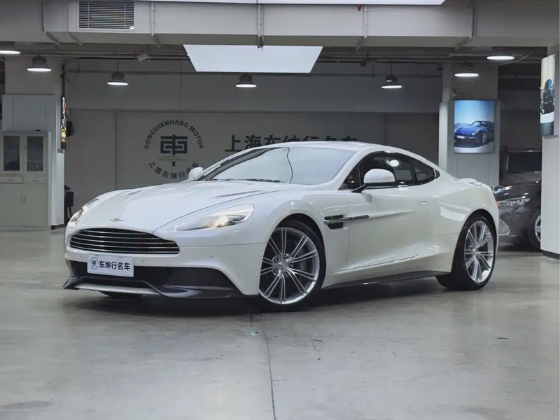 Aston Martin Vanquish