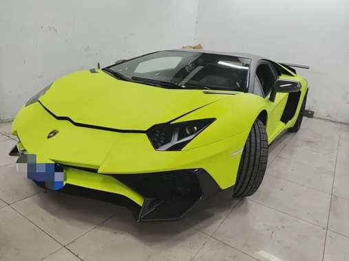 Lamborghini Aventador 2013