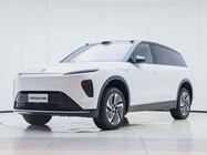 NIO ES8 2024