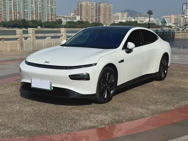 XPeng P7