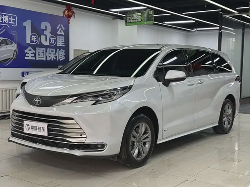 Toyota Sienna 2024